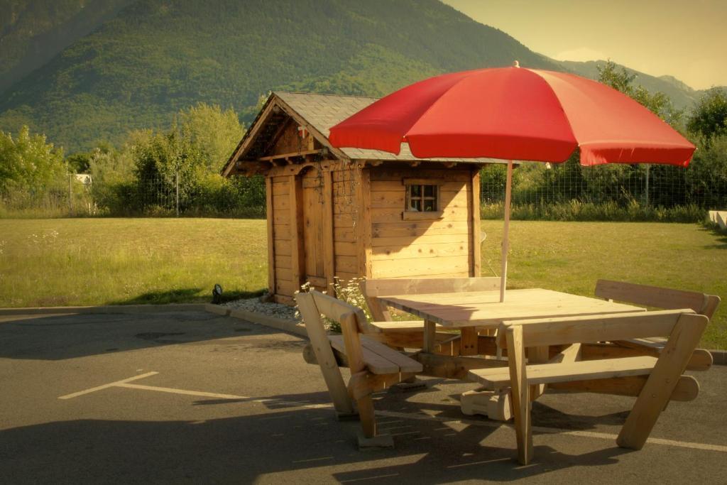 Ibis Budget Saint Jean De Maurienne Sainte-Marie-de-Cuines 외부 사진